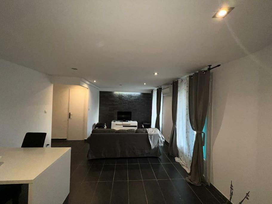 مارسيليا Grand Appartement Climatise Et Fonctionnel المظهر الخارجي الصورة