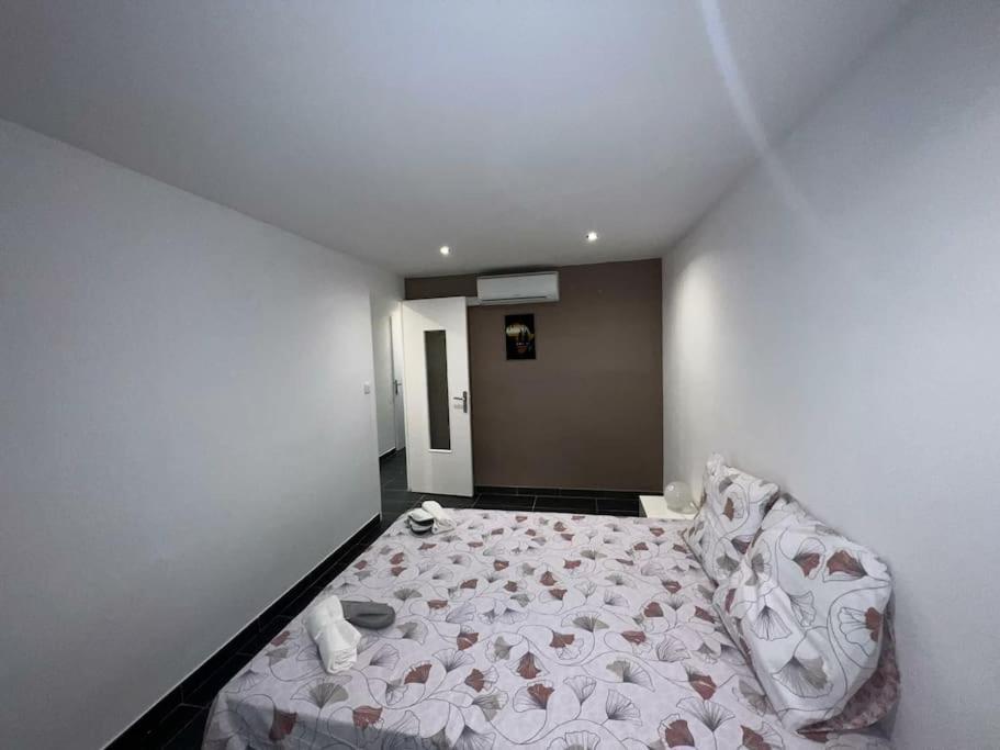 مارسيليا Grand Appartement Climatise Et Fonctionnel المظهر الخارجي الصورة